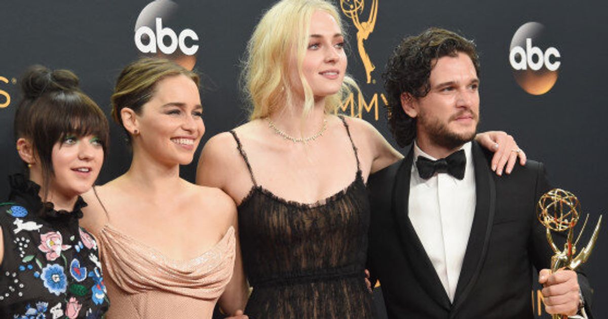 Emmys 2016 Game Of Thrones Cast Slay The Red Carpet Huffpost