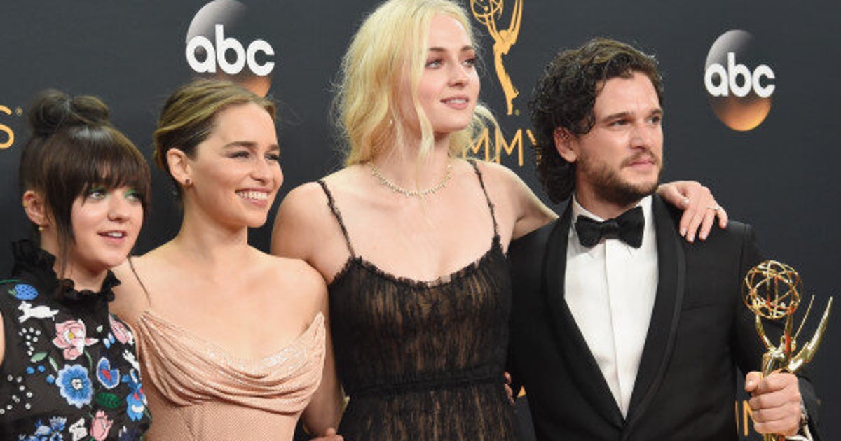 Emmys 2016 Game Of Thrones Cast Slay The Red Carpet Huffpost