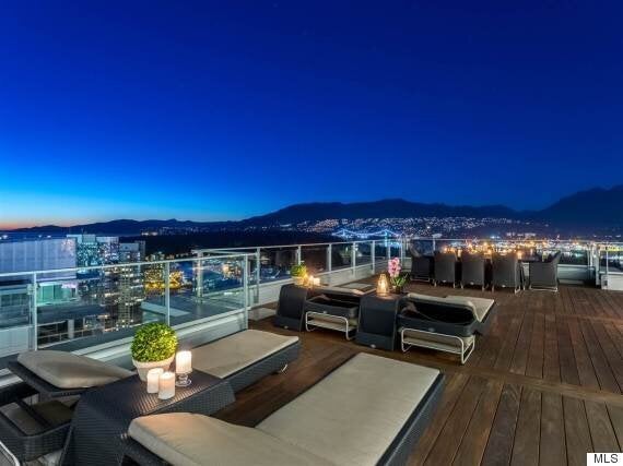 Image showcasing This Penthouse Nestled on a New York City Rooftop is Loaded ... - Dornob