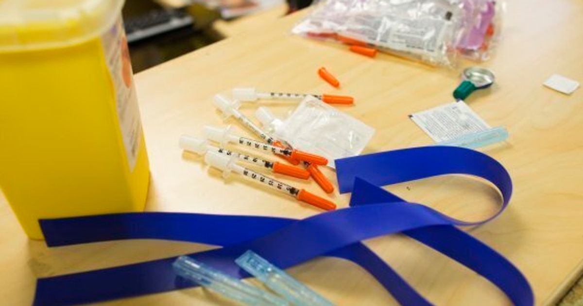 Edmonton SafeInjection Sites Get Doctors' Support HuffPost Alberta