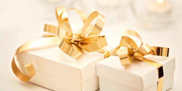 22 Wedding Gift Ideas For The Couple Who Has Everything Huffpost Canada Life