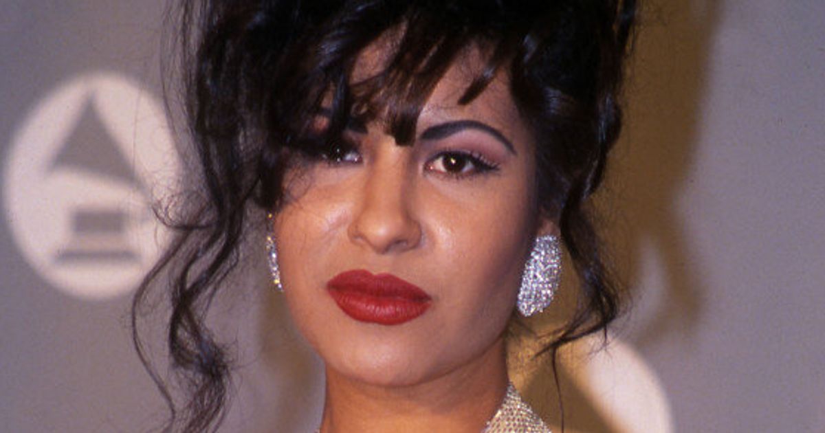 MAC Cosmetics Announces Selena Quintanilla Collection | HuffPost Style