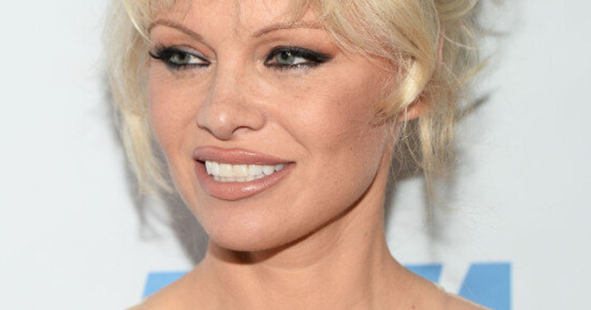Pamela Anderson Says She Regrets Her Boob Job  Huffpost -7614
