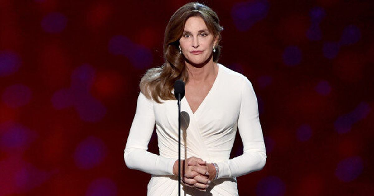 Caitlyn Jenner Makes Her Red Carpet Debut In Versace Dress At ESPY ...