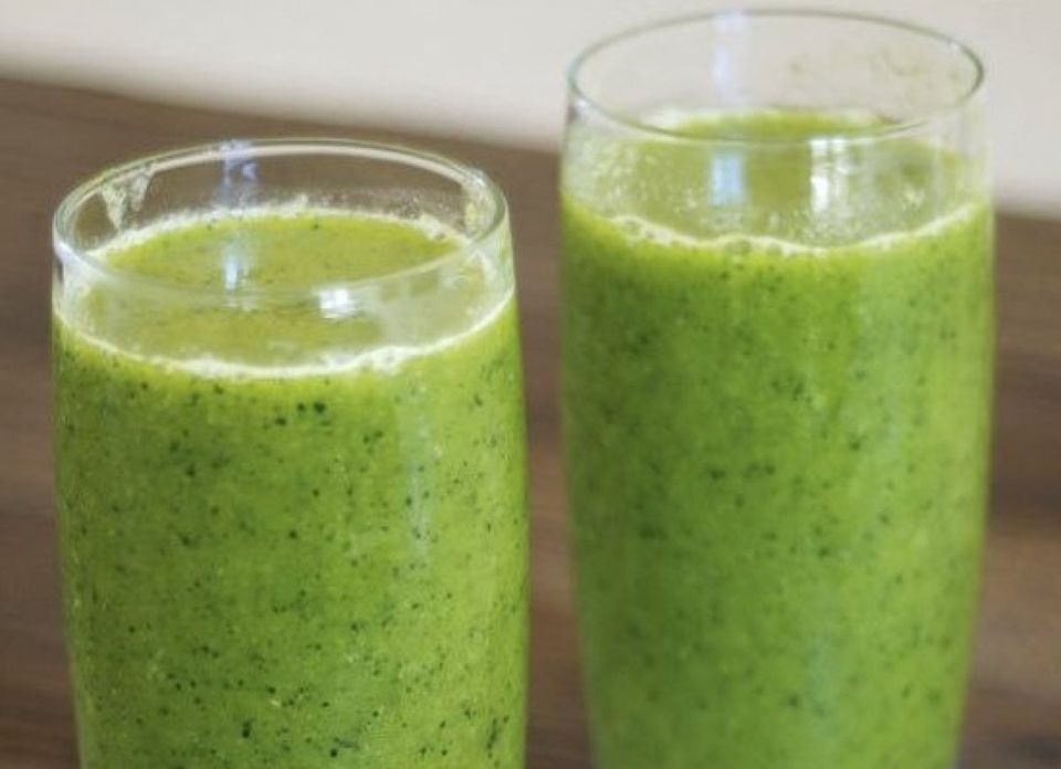 The Meal-Replacer Kale Smoothie Recipe