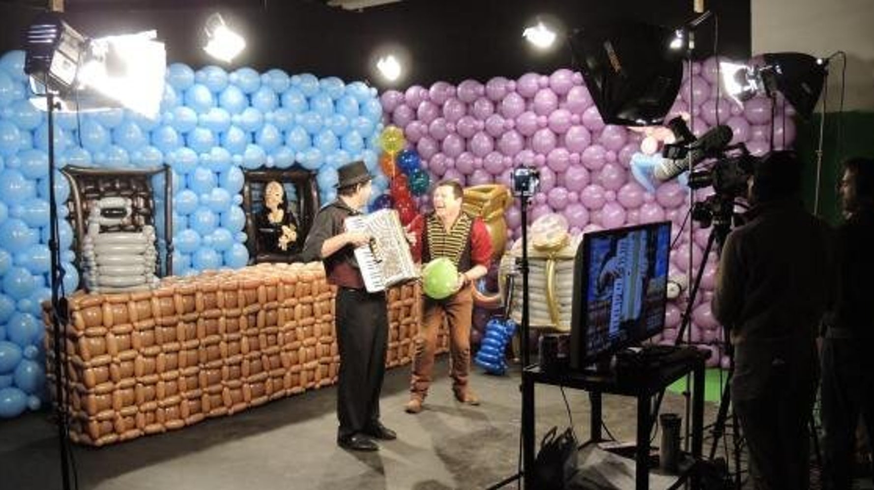 'Balloon Town' To Be First Show Made Out Of Balloons HuffPost Canada