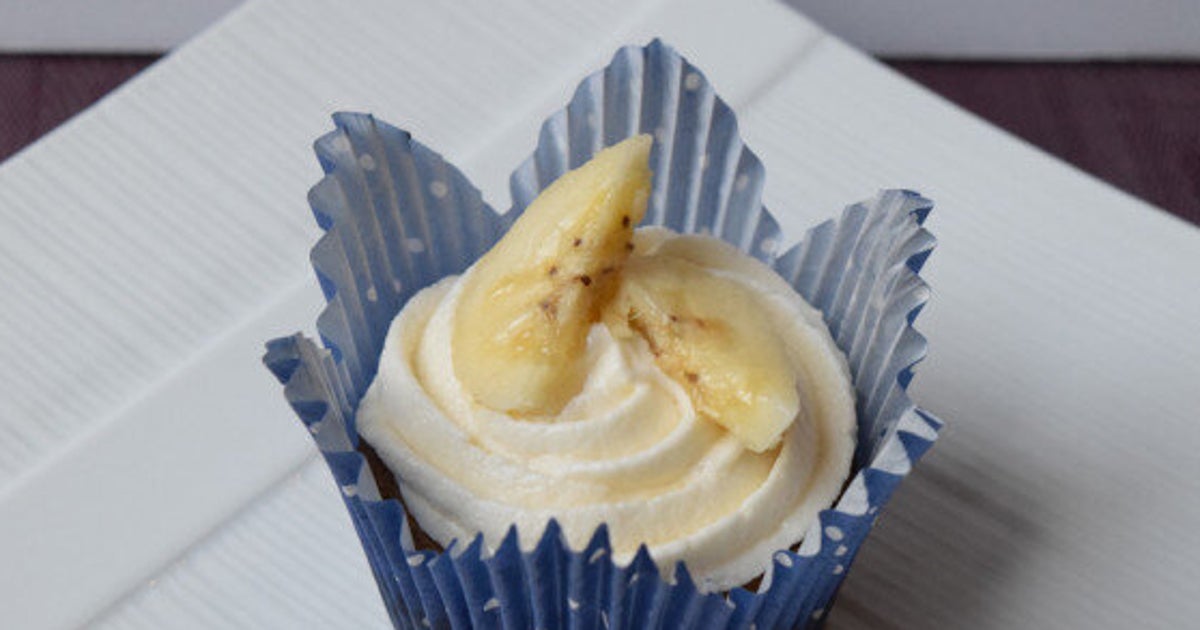 AllergyFriendly Banana Cake With Cream 'Cheese' Icing HuffPost Life