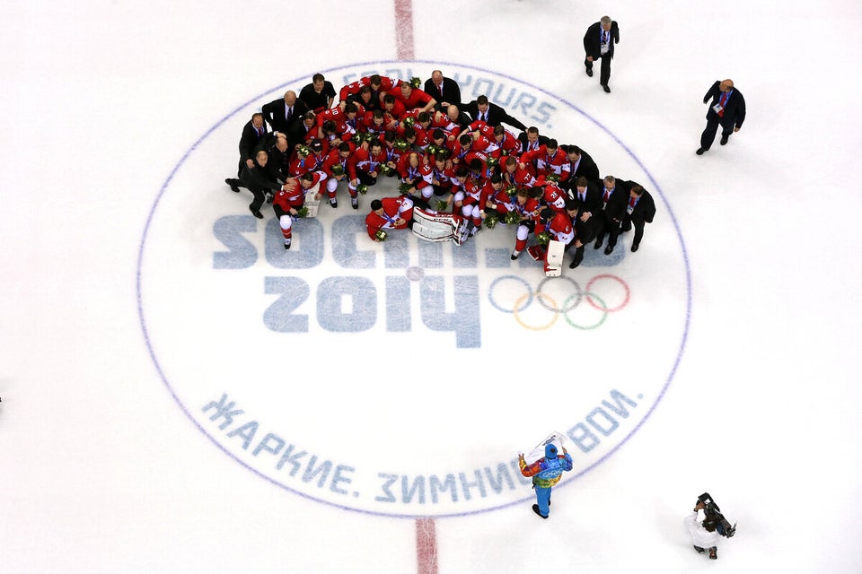 Ice Hockey Gold Medal - Sweden v Canada