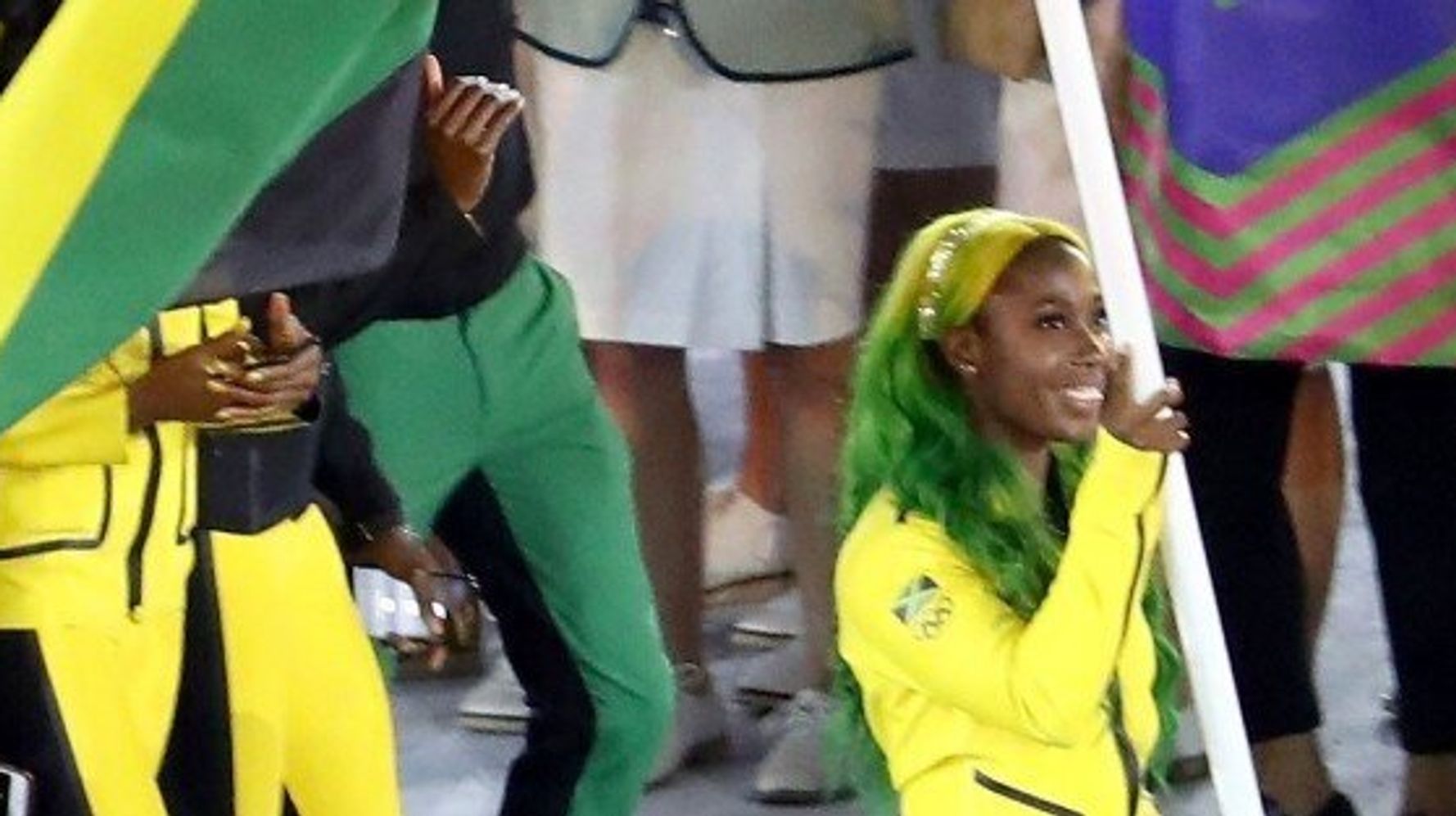 Jamaican Flagbearer Shelly Ann Fraser Pryce S Ombre Hair Wins Olympic Gold From Twitter Huffpost Canada Style