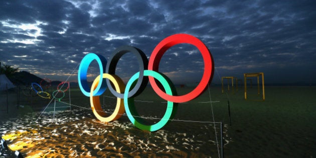 RIO DE JANEIRO, BRAZIL - AUGUST 02: The Olmypic Rings are displayed at the Copacaba beach ahead of the Rio 2016 Olympic Games on August 2, 2016 in Rio de Janeiro, Brazil. (Photo by Alexander Hassenstein/Getty Images)