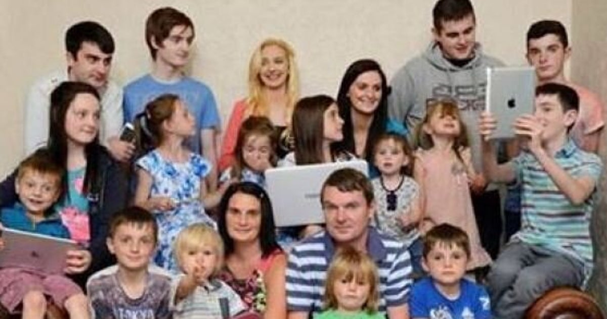 Biggest Family In Britain Welcomes 19th Child | HuffPost Parents