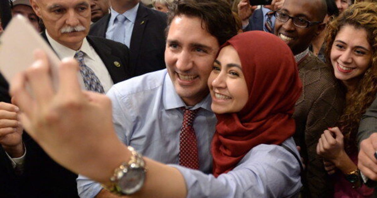 Trudeau Says Accessibility Selfies Not About Image It S About Substance Huffpost Canada