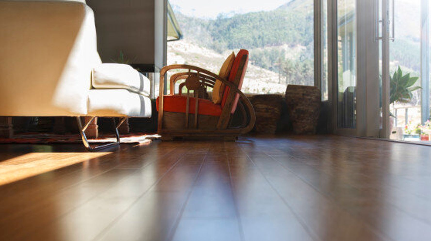 How to Fix Scratches on Laminate Floors￼ - Refloor