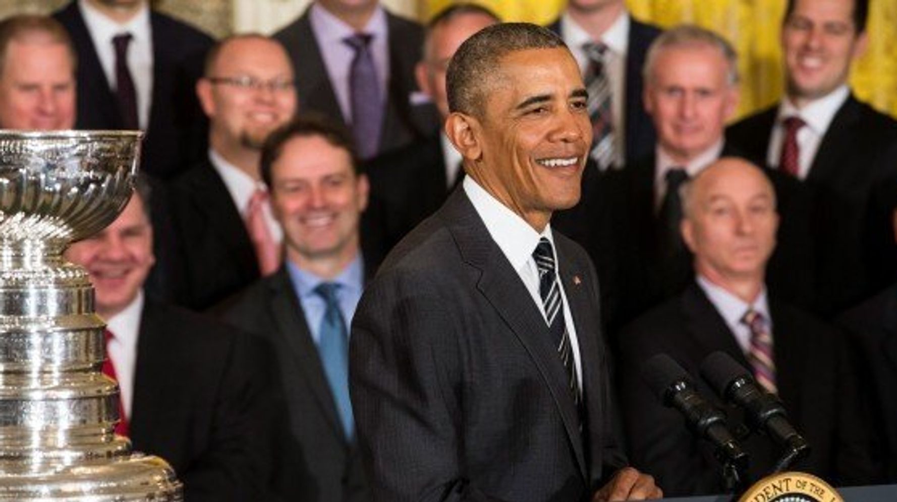 Barack Obama taunts Canadian prime minister over Chicago's Stanley