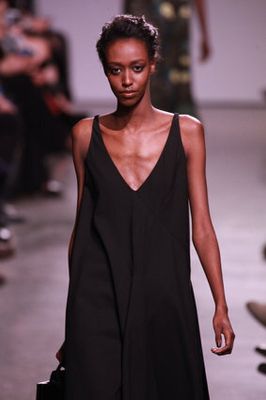 Zac Posen Makes an Important Statement by Casting Models of Color Almost  Exclusively - Fashionista