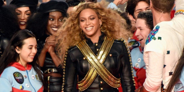 SANTA CLARA, CA - FEBRUARY 07: Beyonce (R) performs onstage during the Pepsi Super Bowl 50 Halftime Show at Levi's Stadium on February 7, 2016 in Santa Clara, California. (Photo by Kevin Mazur/WireImage)