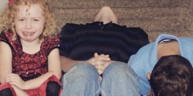 Christmas Photo Fails Capture What Holidays Are Really Like With