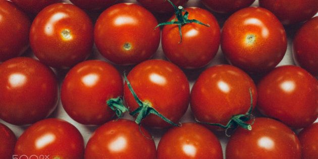 Free to use cherry tomatoes photo shot for tutorial: http://hndm.co/1ncuJbt Download full-res 6000 x 4000 image: https://flic.kr/p/npJnPG