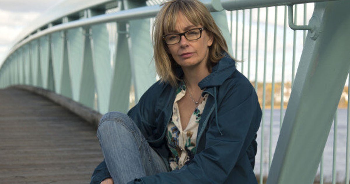 lucy decoutere hot