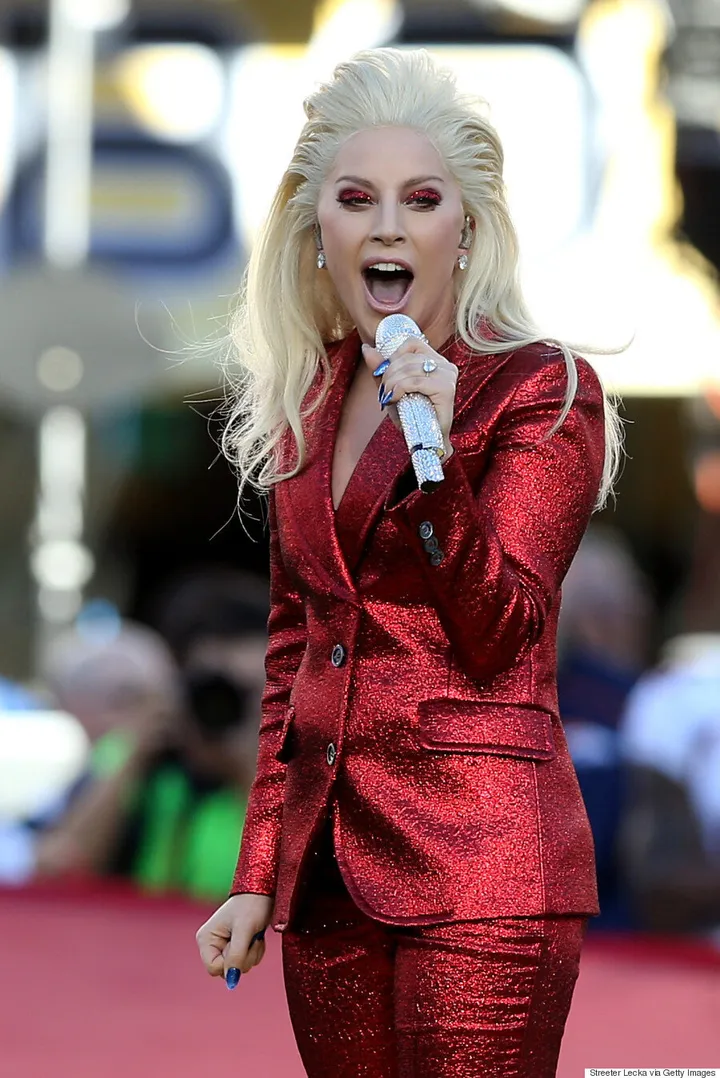 Lady Gaga's Super Bowl 50 Outfit Had Two Different Shoes That