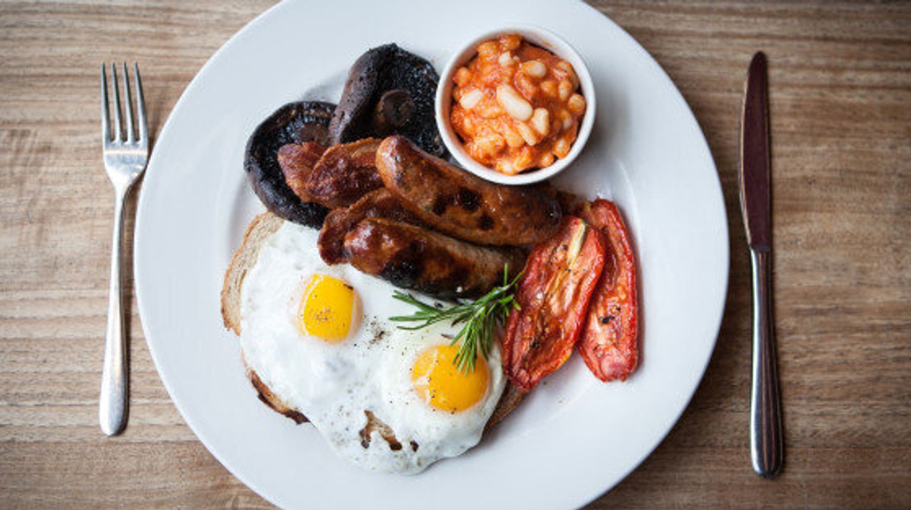 eating-breakfast-doesn-t-lead-to-weight-loss-study-huffpost-canada-life