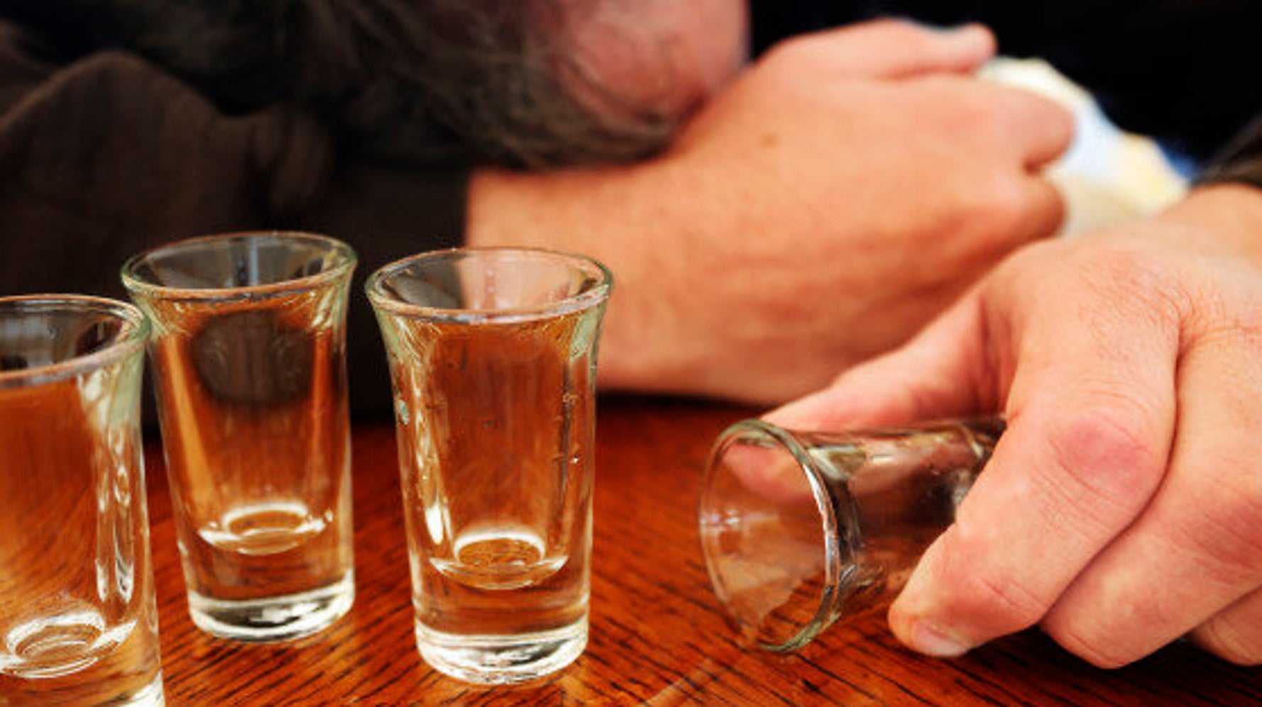 Here s how you can help someone facing alcohol addiction huffpost 