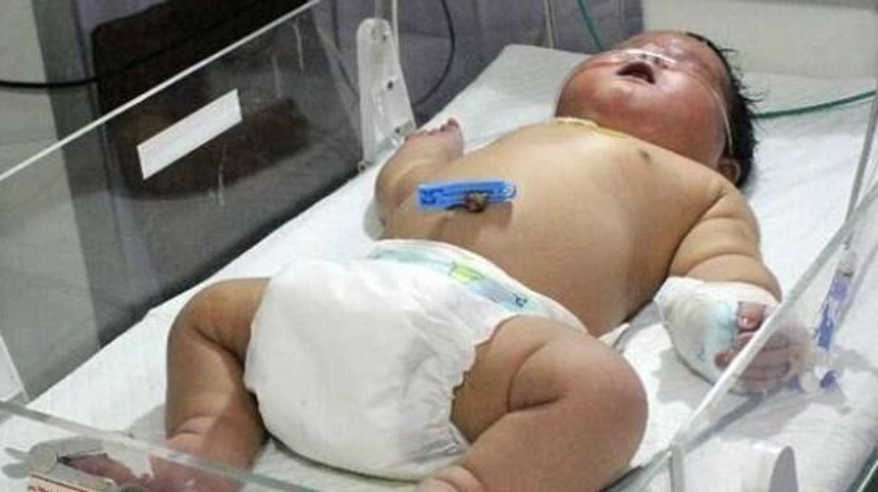 mom-of-nine-gives-birth-to-record-sized-baby-huffpost-canada-parents