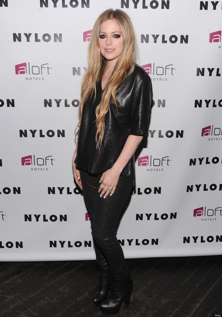 Avril Lavigne Pregnant Rumours Reignite at Nylon Magazine Party (PHOTO