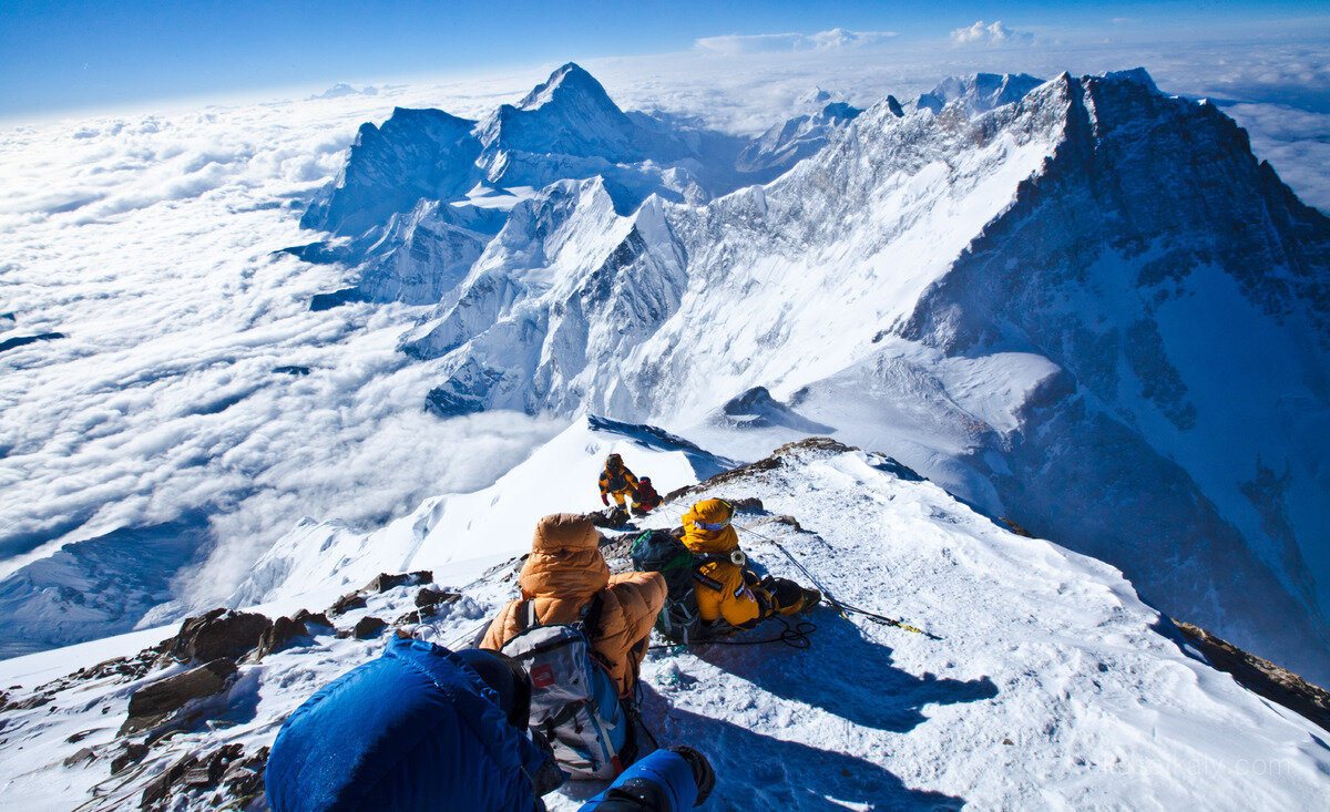 My Near-Death Experience At The Top Of Mount Everest [PHOTOS ...