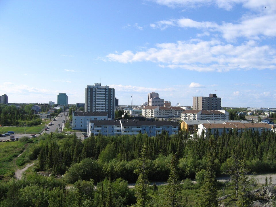 Northwest Territories: -5.1%