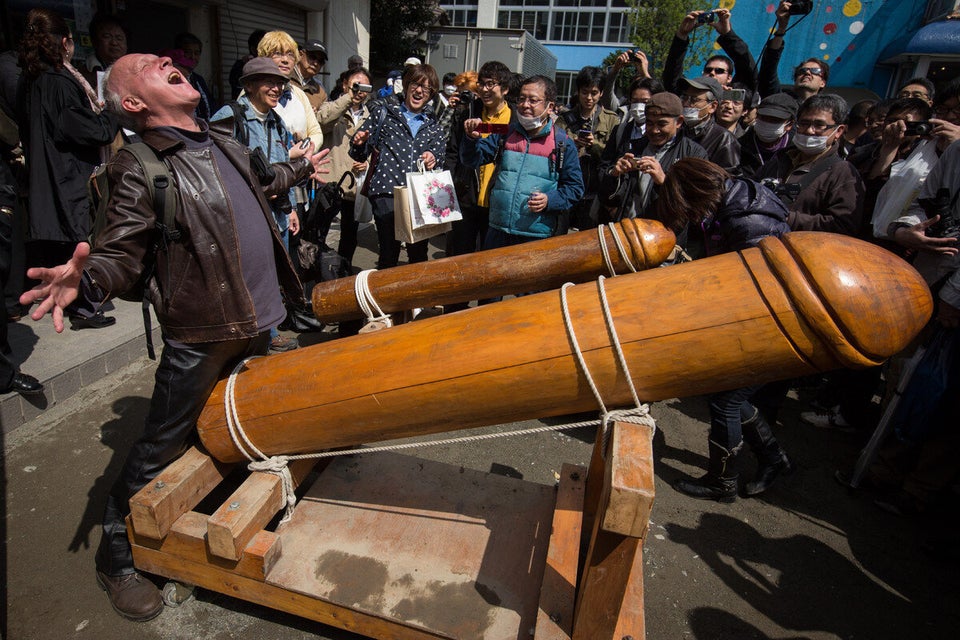 Kanamara Matsuri 2014 What You Should Know About Japan S Penis Festival Nsfw Photos