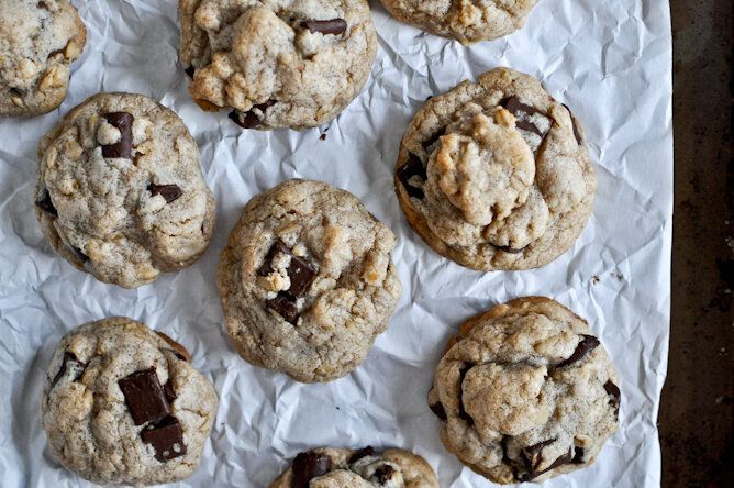 Brown Butter Oatmeal Chunk Cookies