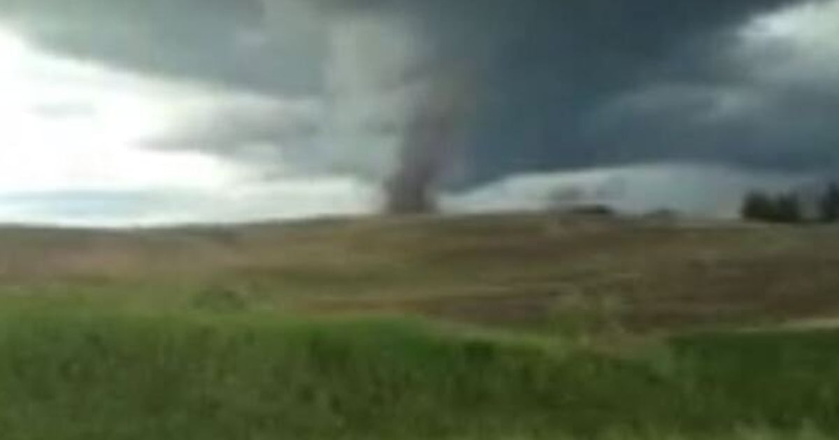 Suspected Tornado Touches Down In Mannville, Alberta HuffPost Alberta