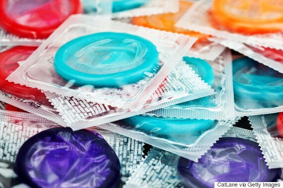 Stealthing Is A New Sex Trend Where Men Remove Condoms Without Partners Consent Huffpost Life 4570