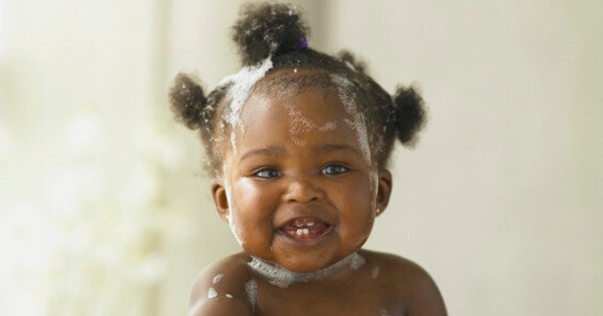 How To Make Wash Day Go As Smoothly As Possible For Kids With Natural