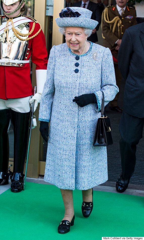 Queen Elizabeth II Has The Best Hack For Breaking In Her Shoes ...