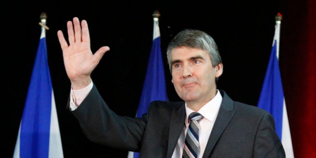 Nova Scotia Liberal Party leader Stephen McNeil waves to supporters after his majority election win in the Nova Scotia provincial election in Bridgetown, Nova Scotia October 8, 2013. REUTERS/Devaan Ingraham (CANADA - Tags: POLITICS ELECTIONS)