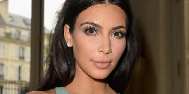 Kim Kardashian Looks Even Better Without Makeup Huffpost Canada