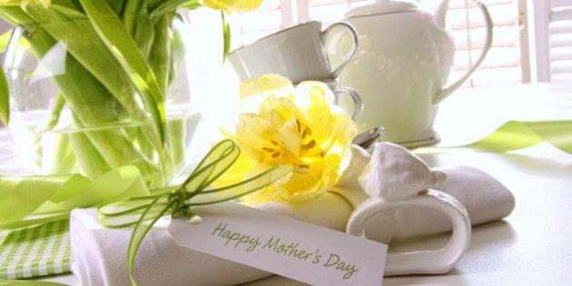 Gift card for mother's day with flowers