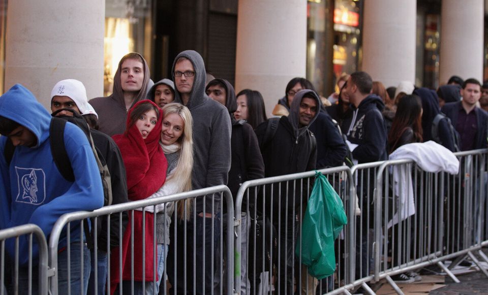 Black Friday Comes To Canada November 29, 2013 | HuffPost Canada Business