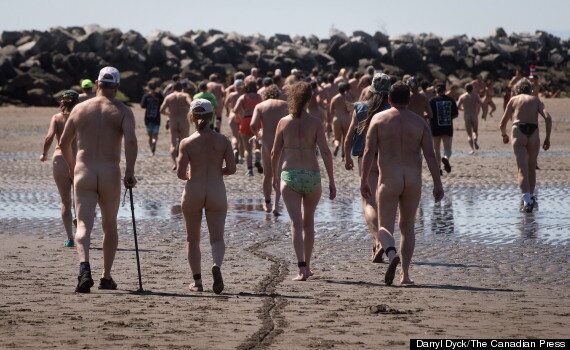 Wreck Beach Bare Buns Run Celebrates 18th Year (PHOTOS) .