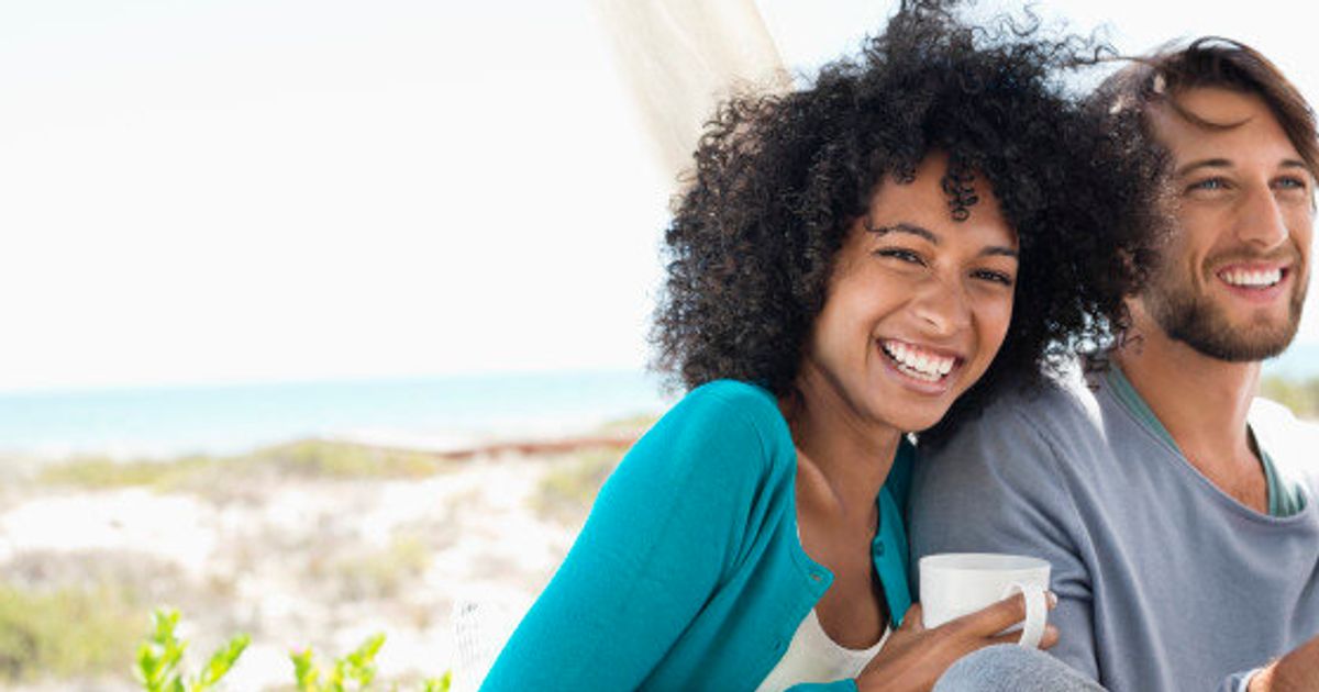 Happy Relationship 10 Things Happy Couples Do Differently Huffpost Life