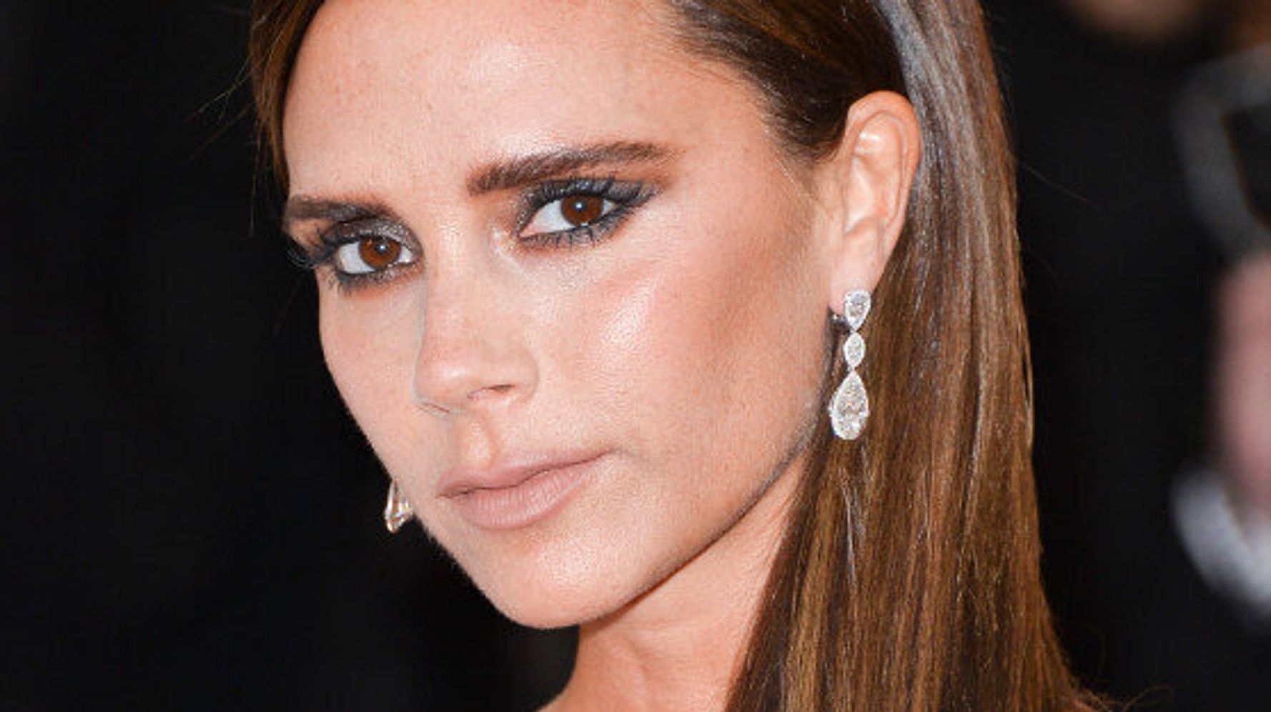 Victoria Beckham Flashes Cleavage On Instagram | HuffPost null