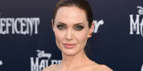 Angelina Jolie's Hottest Black Dresses (PHOTOS) | HuffPost Style