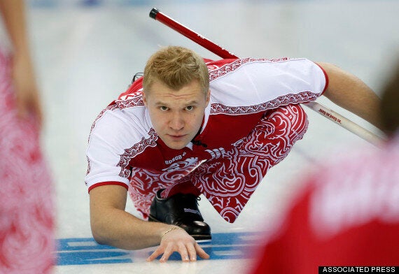 Sochi Olympics 2014: The Norwegian curling team pants tracker