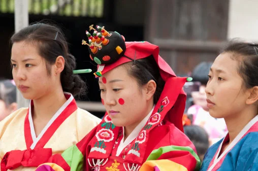 10 Questions You Have About Korean Weddings Answered Huffpost