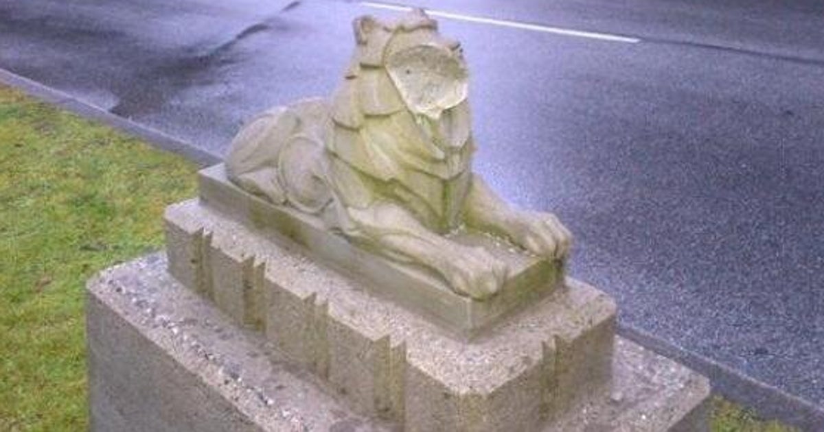 Lions Gate Bridge Statues Intact, But Stanley Park Lions Vandalized