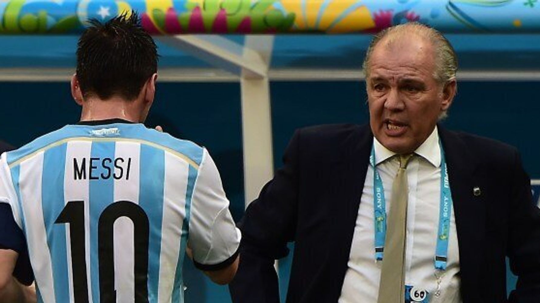 Argentina's Manager Almost Falls From Disappointment (VIDEO) | HuffPost ...