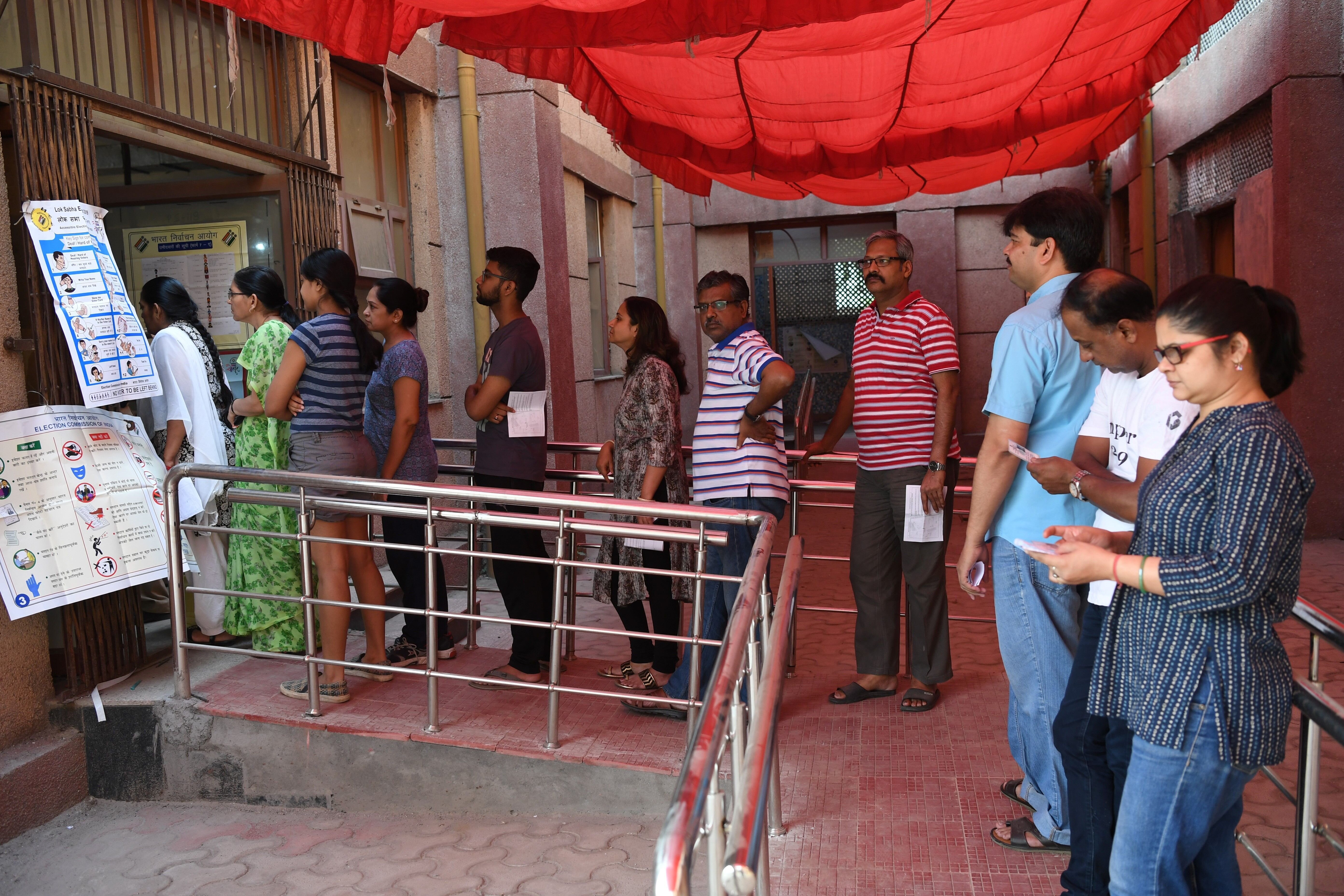 Lok Sabha Election 2019: 7.6% Voter Turnout In Delhi In First 2 Hours ...