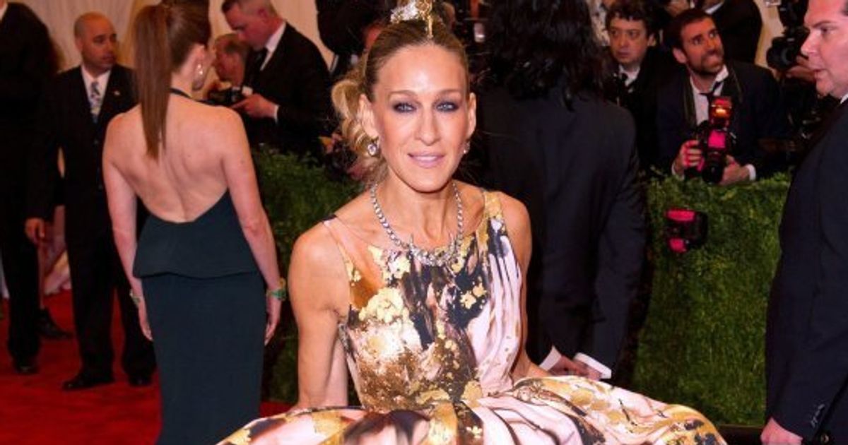 Sarah Jessica Parker's Underwear Exposed At Met Gala In Apparent ...